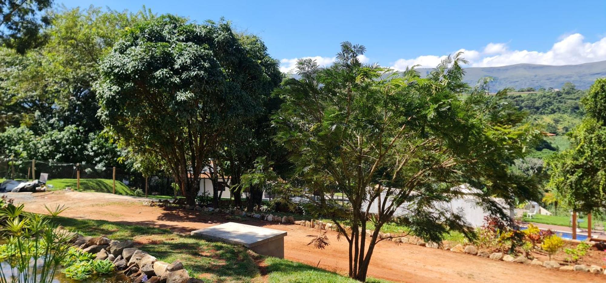 Pousada Descobrindo A Vida Brumadinho Exterior photo