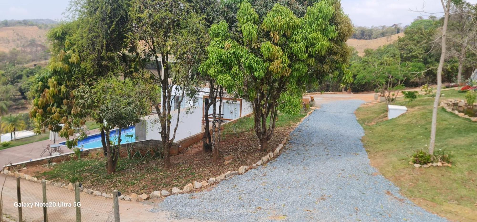 Pousada Descobrindo A Vida Brumadinho Exterior photo
